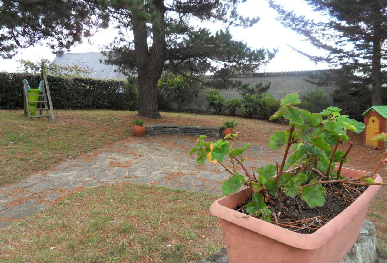 Maison 7 Personnes Avec Grand Jardin - Proche Plage - Argantel Ploemeur Exterior foto